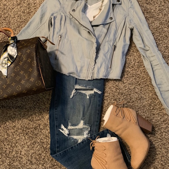 Spring Jacket - Picture 2 of 8